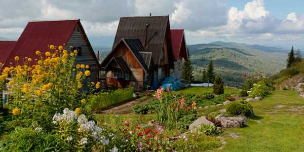Real Estate Opportunities In Eco-Villages: Sustainable Living Communities