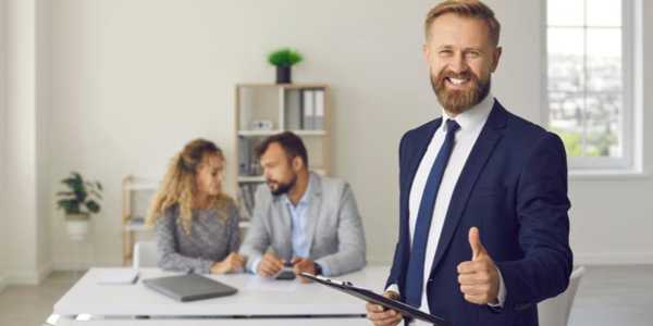 The Role Of A Commercial Real Estate Broker In Business Deals